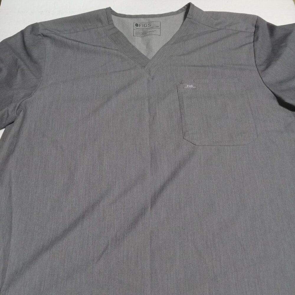Figs Men's Technical Collection Leon 2 Pocket Scrub Top FM1500 Size XXL Graphite